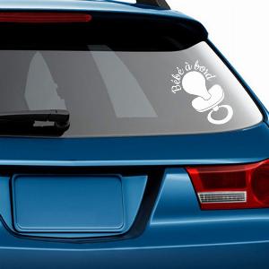 Autocollant voiture Bébé à bord avec tétine intégrée