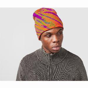 44 Rabatt auf den orangen Nike ACG Peak Beanie sichern