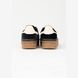 Ottieni uno sconto del 15 su Sneakers Gazelle Bold nere da donna di Adidas Originals