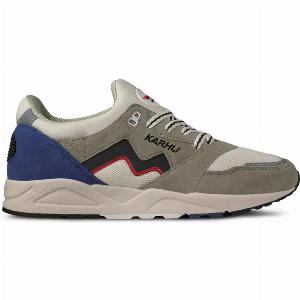 Karhu Aria 95 Trainers Vetiver  Black