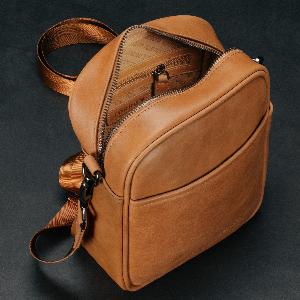 Reduzierung von 18 Helle Braun Leder Crossbody Umhängetasche