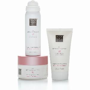 Rituals The Ritual of Sakura Gift Set 70ml Body Cream  125g Body Scrub  50ml Foaming Shower Gel