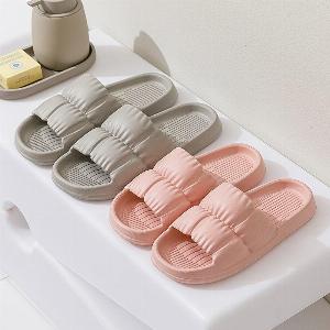 Pantofole da donna super leggere a forma di nuvola Sandali da spiaggia estivi con suola morbida Infradito da donna EVA Uomo Donna Scivoli antiscivolo per il bagno di casa 4041
