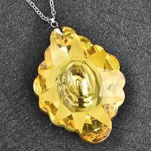 Simulierter  gelber KristallAnhänger mit Kette  215 ct
