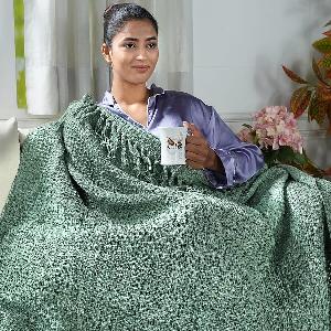 Hush Haven 100 Cotton Waffle Throw Blanket with Fringes 180x130 cm  Green