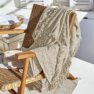 Plaid Freya ora a 3996  con uno sconto del 20 rispetto a 4995