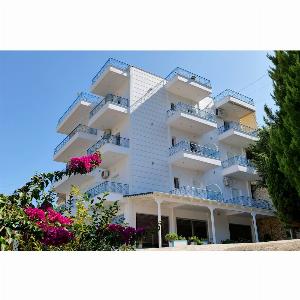 Bari  Costa albanese  Miracle Apartments Saranda