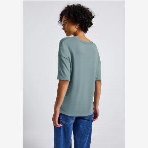 Réduction de 14 sur le Tshirt col V en maille