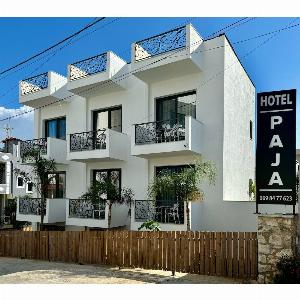 Milano  Ksamil  Hotel PAJA Ksamil