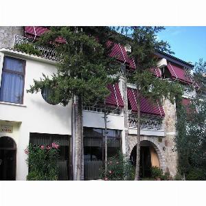 Comiso  Tirana  Hotel Baron