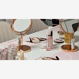 Workshop für TagesMakeup inkl typgerechter Hautpflege für 13 Pers