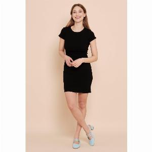 Robe moulante noire courte taille S prix réduit à 745  29
