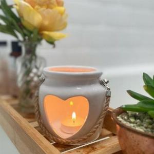 White Heart Tealight Holder 10cm