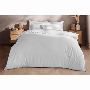 Enjoy an 18 Discount on the King Size Silentnight Cotton Rich Duvet Set