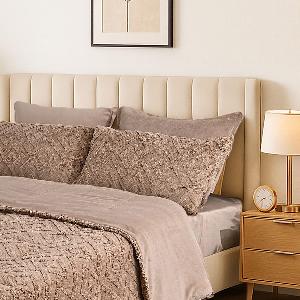 Get 40 Off Hush Haven Solid Comforter Set in Grey and White  225x145cm