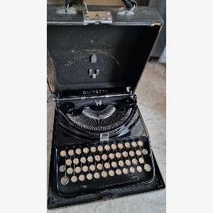 Macchina da scrivere portatile Ico MP1 colore nero Olivetti Synthesis